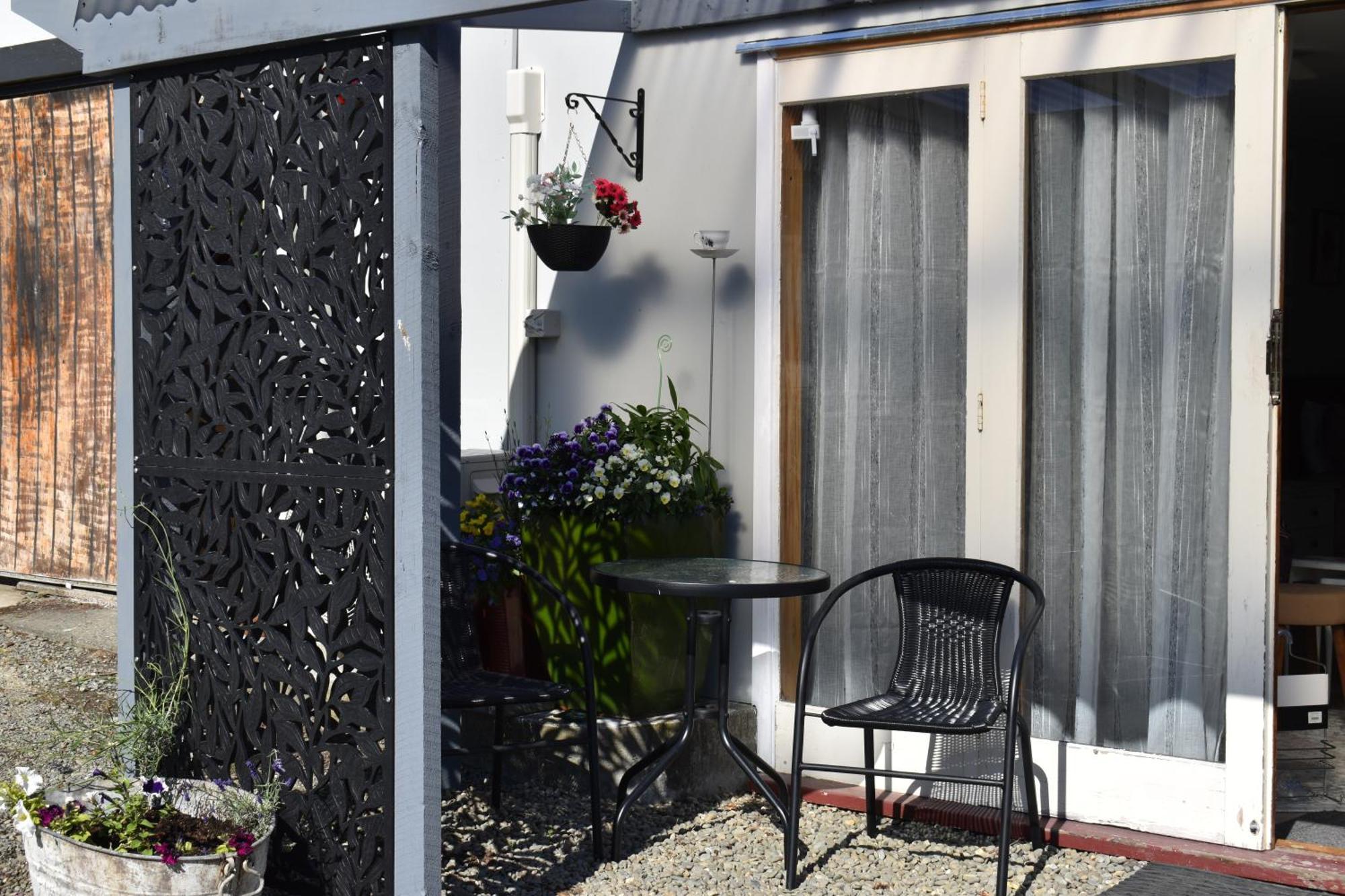 Bnb On Bakers Waimate Exteriör bild