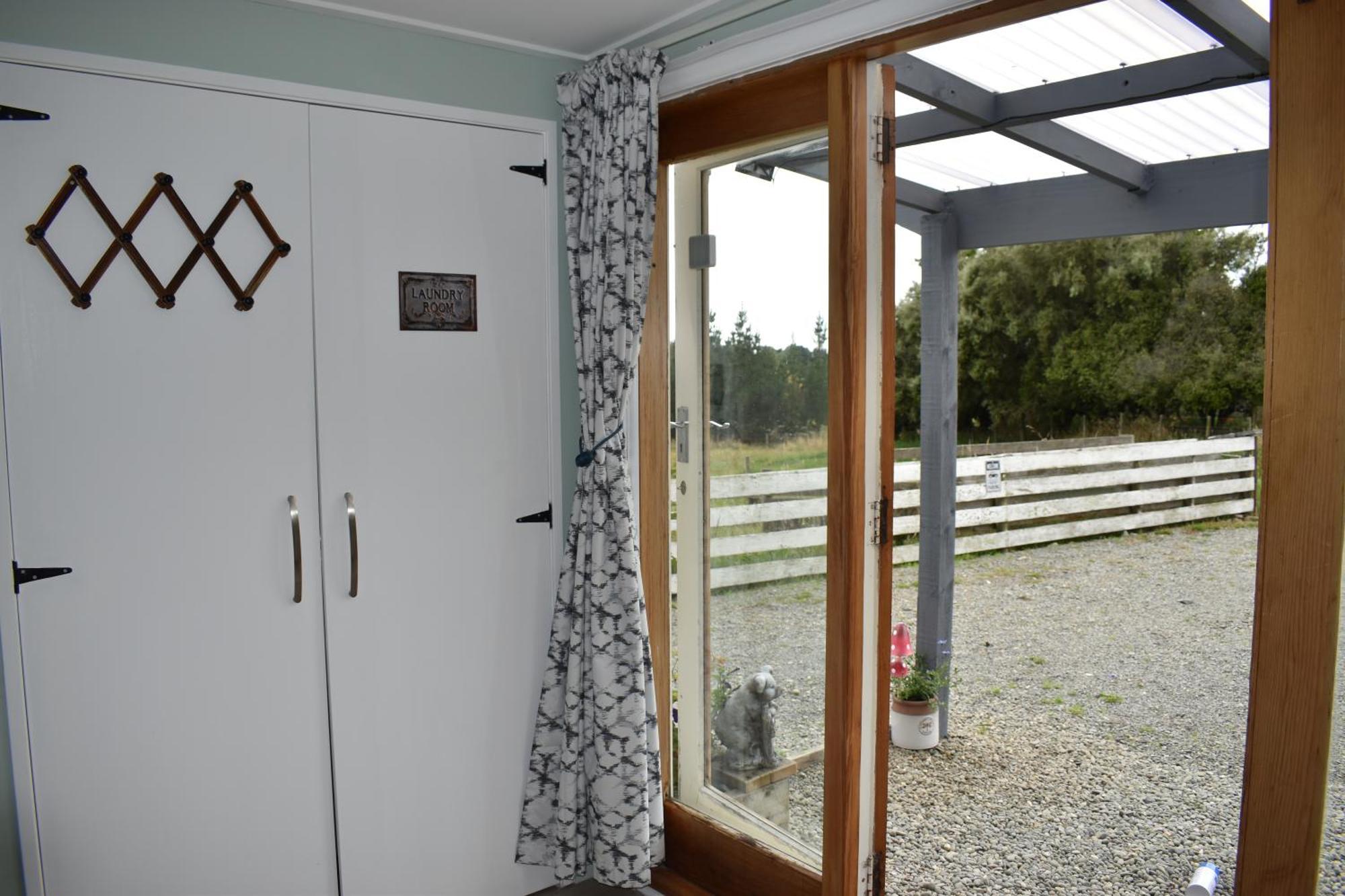 Bnb On Bakers Waimate Exteriör bild